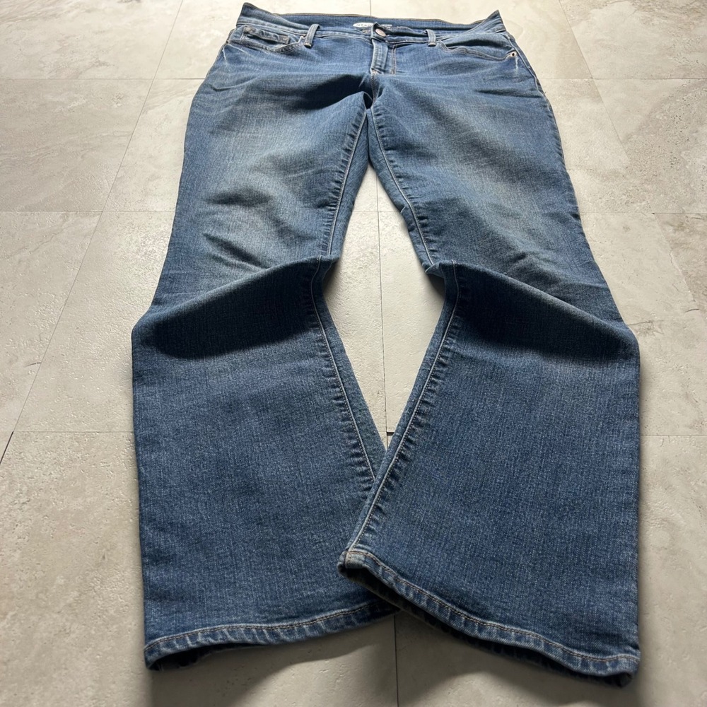 Old Navy Original Bootcut Jeans Blue Womens 6 Short Stretch Denim Casual 1009